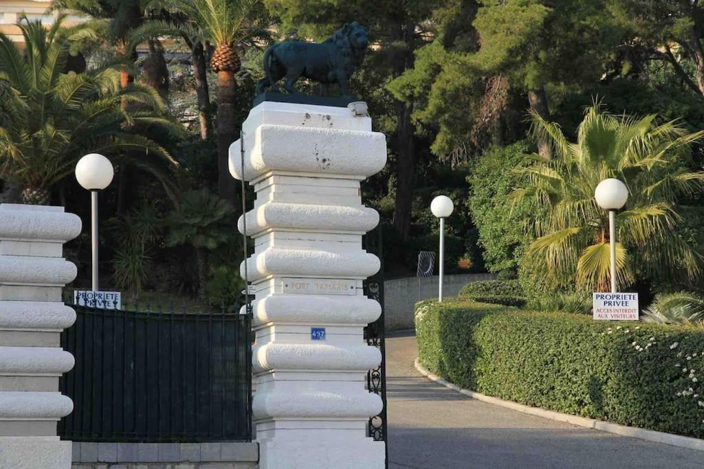 Le Titanic Lägenhet La Seyne-sur-Mer Exteriör bild